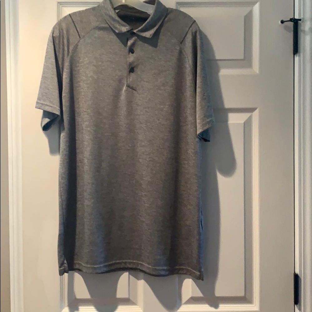 Men’s large mizuno golf shirt